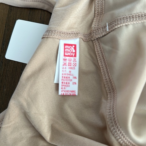 New Mamaway Postnatal Compression shapewear medium - Picture 4 of 4